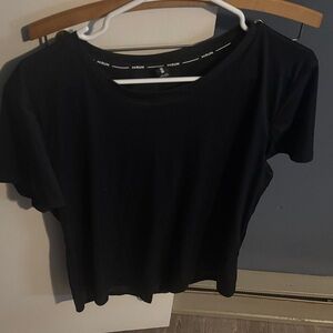 Under Armour Black Women's Short Sleeve Tee